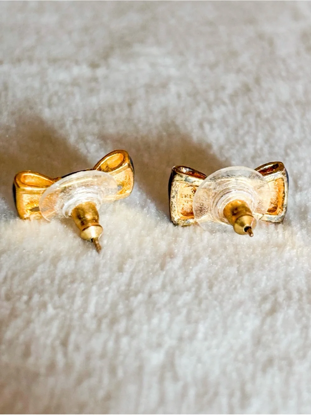 Kate Spade Take A Bow Black Enamel Stud Earrings - Gold